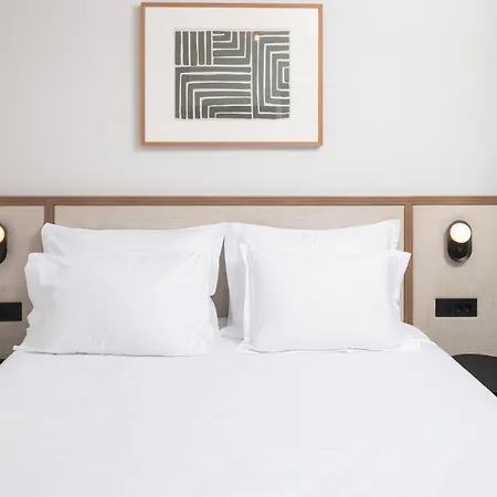 Molum & Residences Hotel