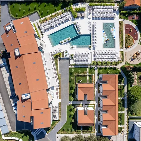 Otel Molum & Residences Sveti Filip i Jakov
