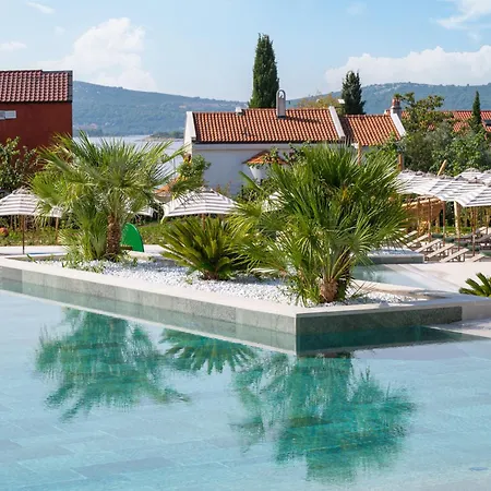 Otel Molum & Residences Sveti Filip i Jakov