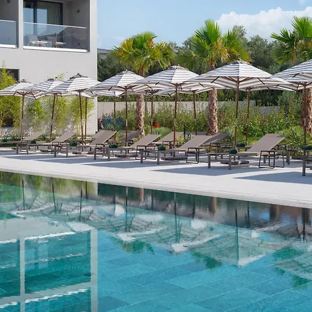 ホテル Molum & Residences