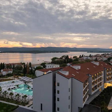 Molum & Residences 5* Sveti Filip i Jakov