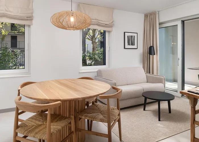 Molum & Residences فندق 5*