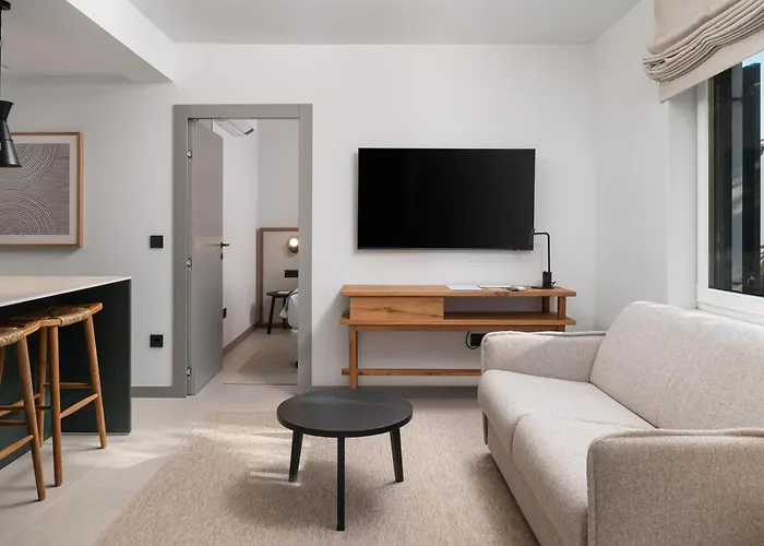 Molum & Residences 5*