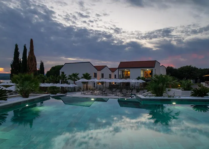 Otel Molum & Residences