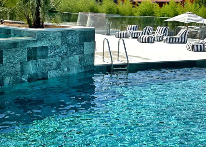 Otel Molum & Residences 5*