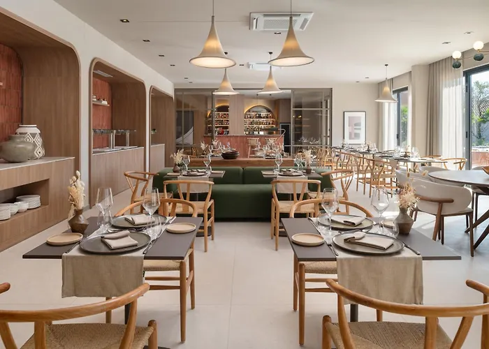 فندق Molum & Residences