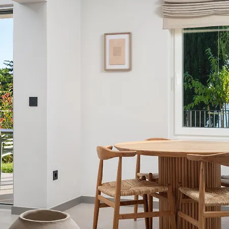Molum & Residences Отель 5*