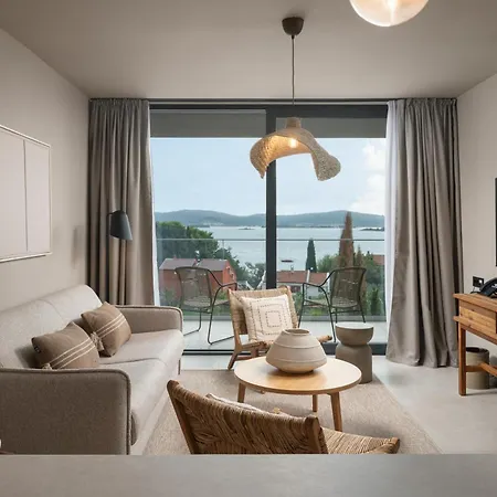 Отель Molum & Residences