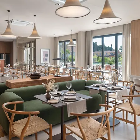 Molum & Residences Hotel Sveti Filip i Jakov