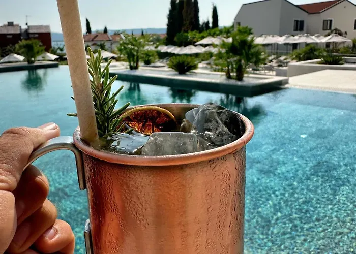 Molum & Residences Hotel